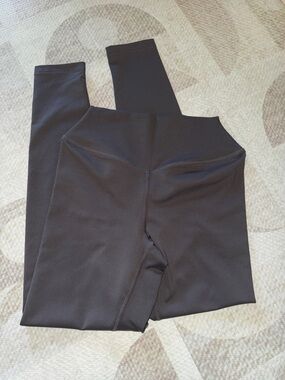 High-Waist Grey Balance Athletica Leggings